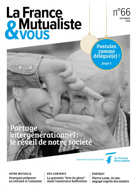 Couverture du magazine adhérent avec en photo deux Dames qui réalise un zoom avec leur doigts
